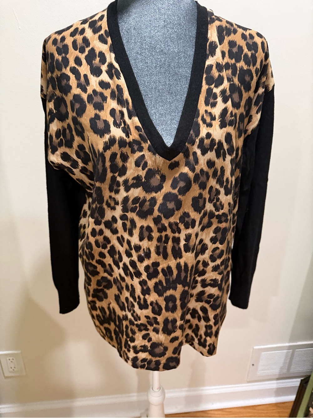 Zara Leopard Print V-Neck Sweater with Black Sleeves